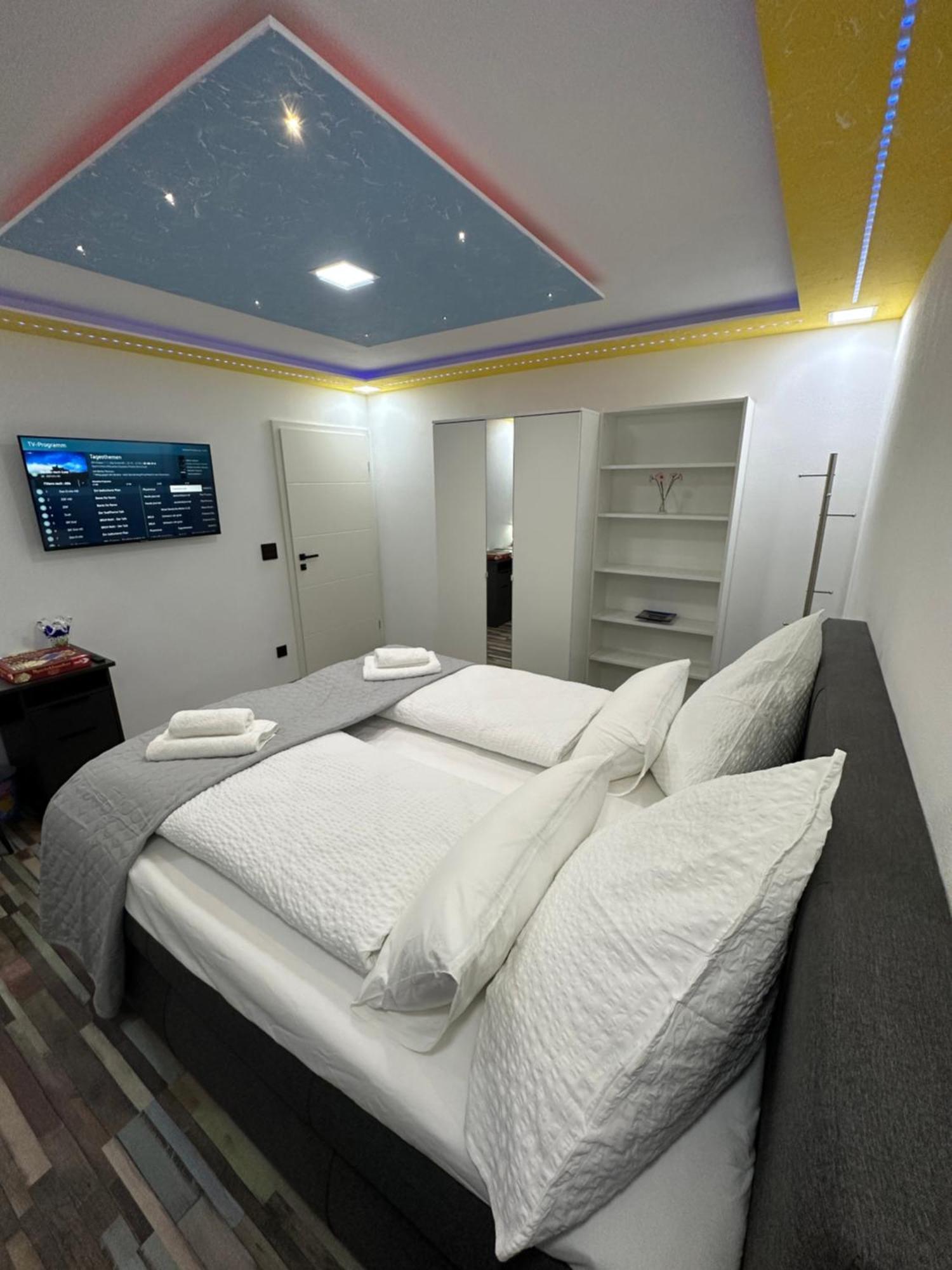 Modern Apartments Neuburg P - Top - 2 Zimmer, Komfort, Balkon, Wi-Fi, Smart Tv, Grosse Dusche, Kueche نوبورغ آن دي دوناو المظهر الخارجي الصورة