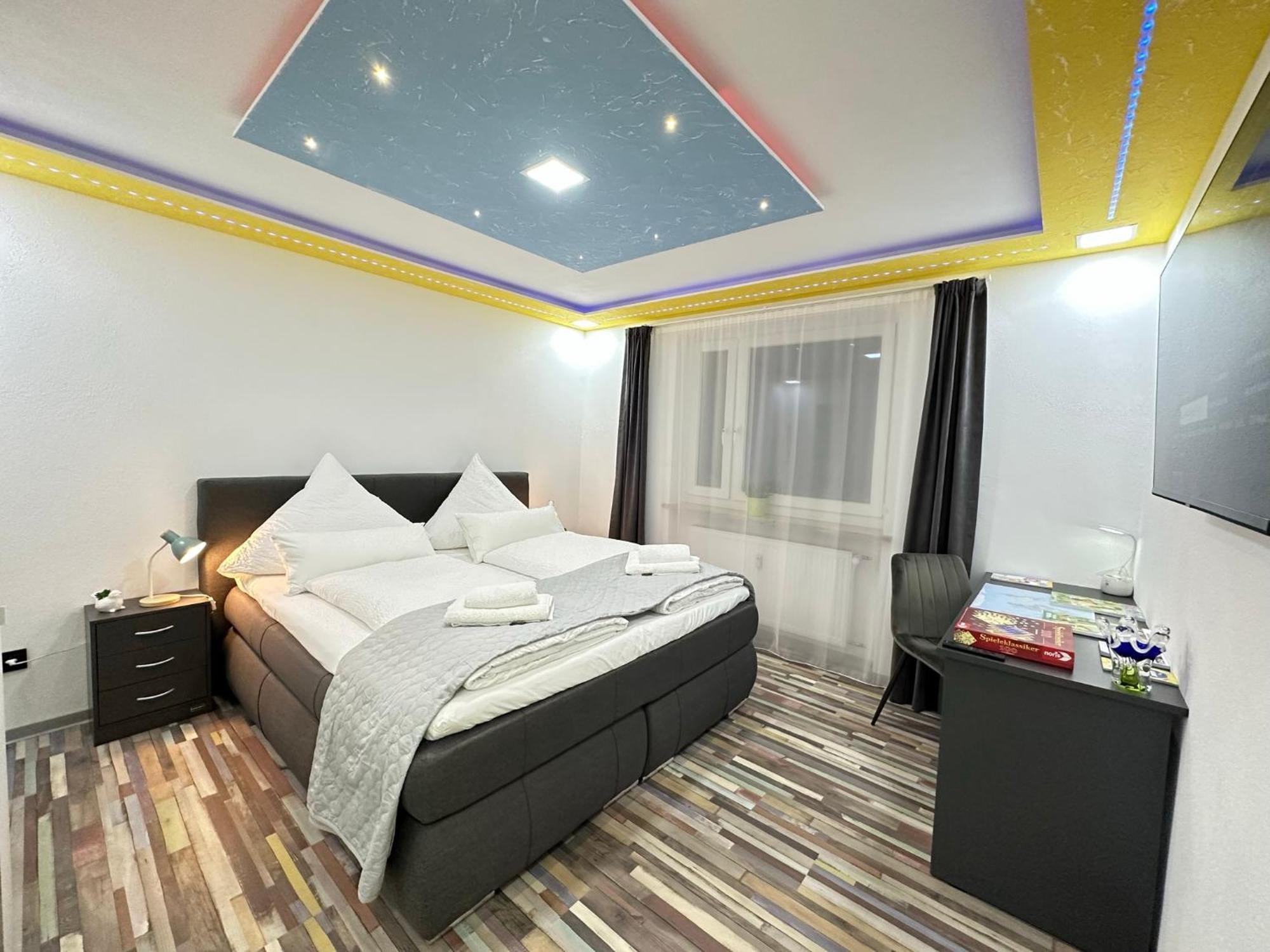 Modern Apartments Neuburg P - Top - 2 Zimmer, Komfort, Balkon, Wi-Fi, Smart Tv, Grosse Dusche, Kueche نوبورغ آن دي دوناو المظهر الخارجي الصورة