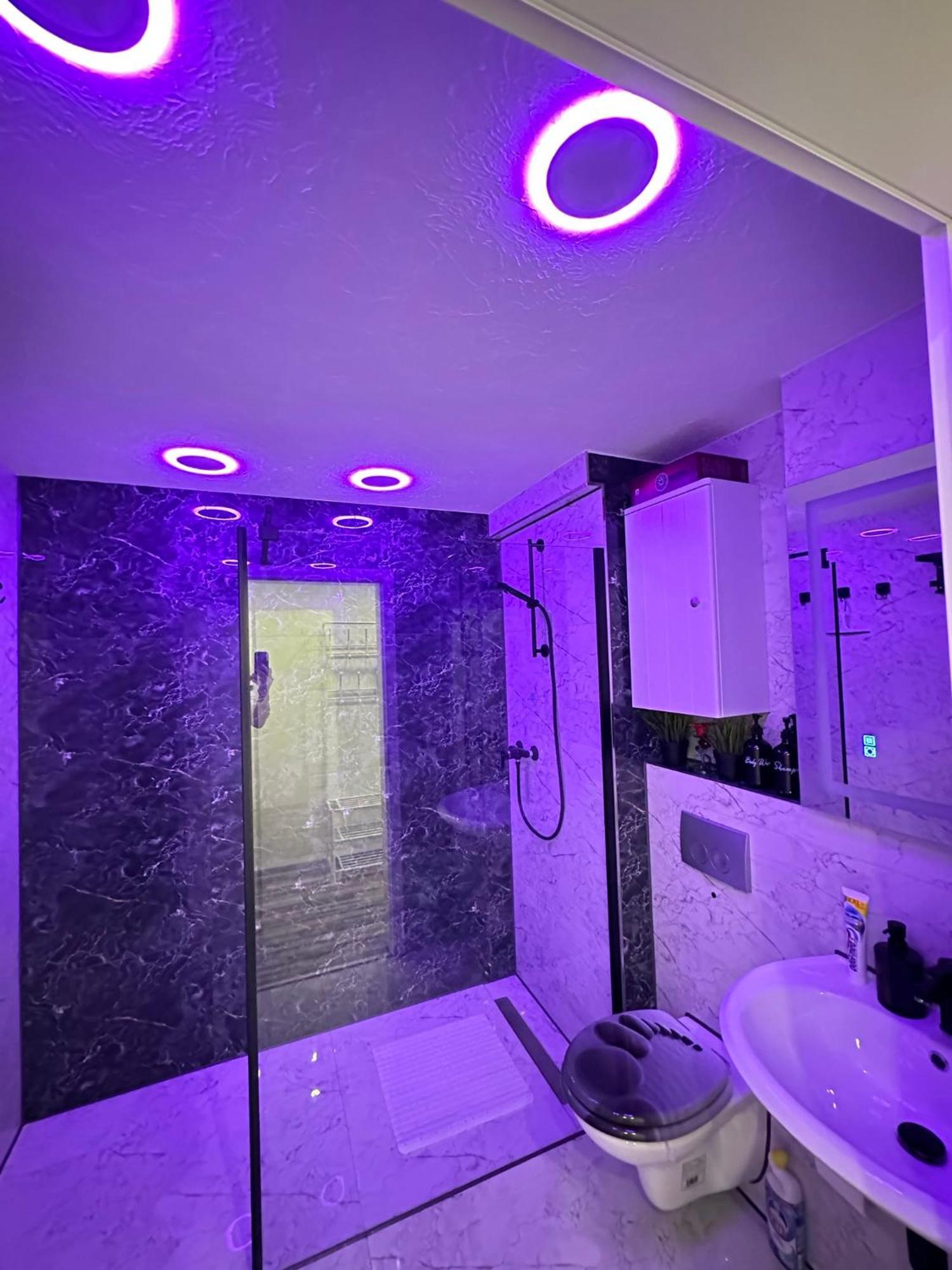 Modern Apartments Neuburg P - Top - 2 Zimmer, Komfort, Balkon, Wi-Fi, Smart Tv, Grosse Dusche, Kueche نوبورغ آن دي دوناو المظهر الخارجي الصورة