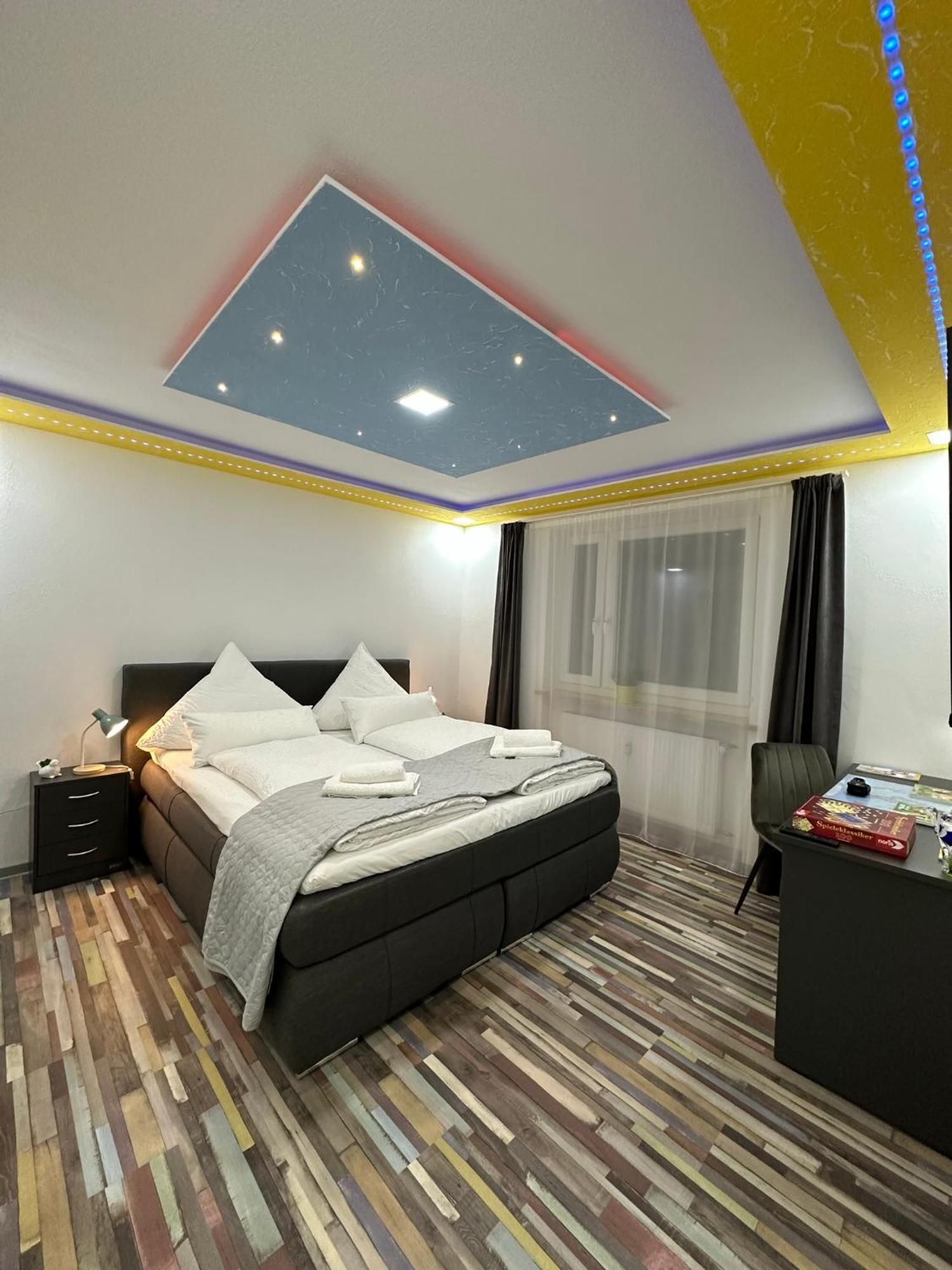 Modern Apartments Neuburg P - Top - 2 Zimmer, Komfort, Balkon, Wi-Fi, Smart Tv, Grosse Dusche, Kueche نوبورغ آن دي دوناو المظهر الخارجي الصورة