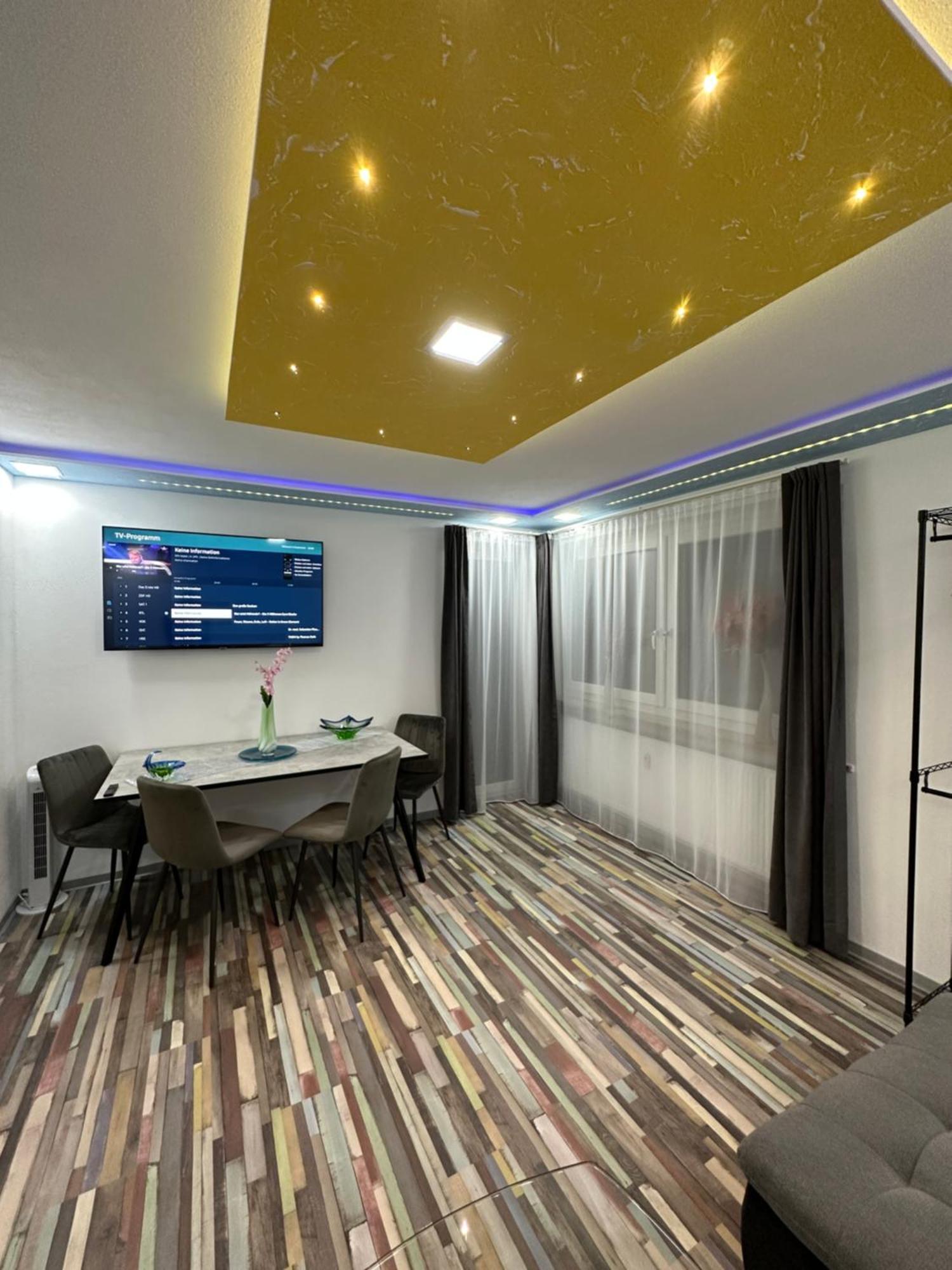 Modern Apartments Neuburg P - Top - 2 Zimmer, Komfort, Balkon, Wi-Fi, Smart Tv, Grosse Dusche, Kueche نوبورغ آن دي دوناو المظهر الخارجي الصورة