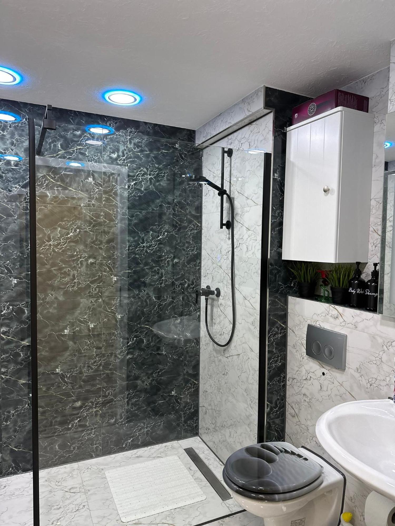 Modern Apartments Neuburg P - Top - 2 Zimmer, Komfort, Balkon, Wi-Fi, Smart Tv, Grosse Dusche, Kueche نوبورغ آن دي دوناو المظهر الخارجي الصورة